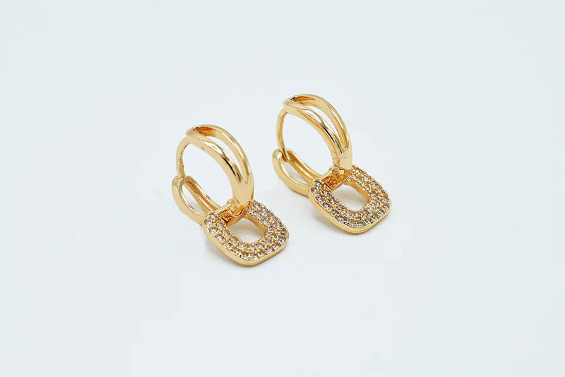 Glamourous Earring By Dings Jewel