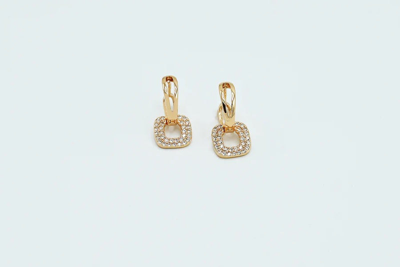 Glamourous Earring By Dings Jewel